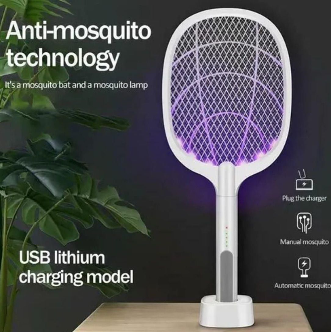 Mosquito killer racket with blue UV light